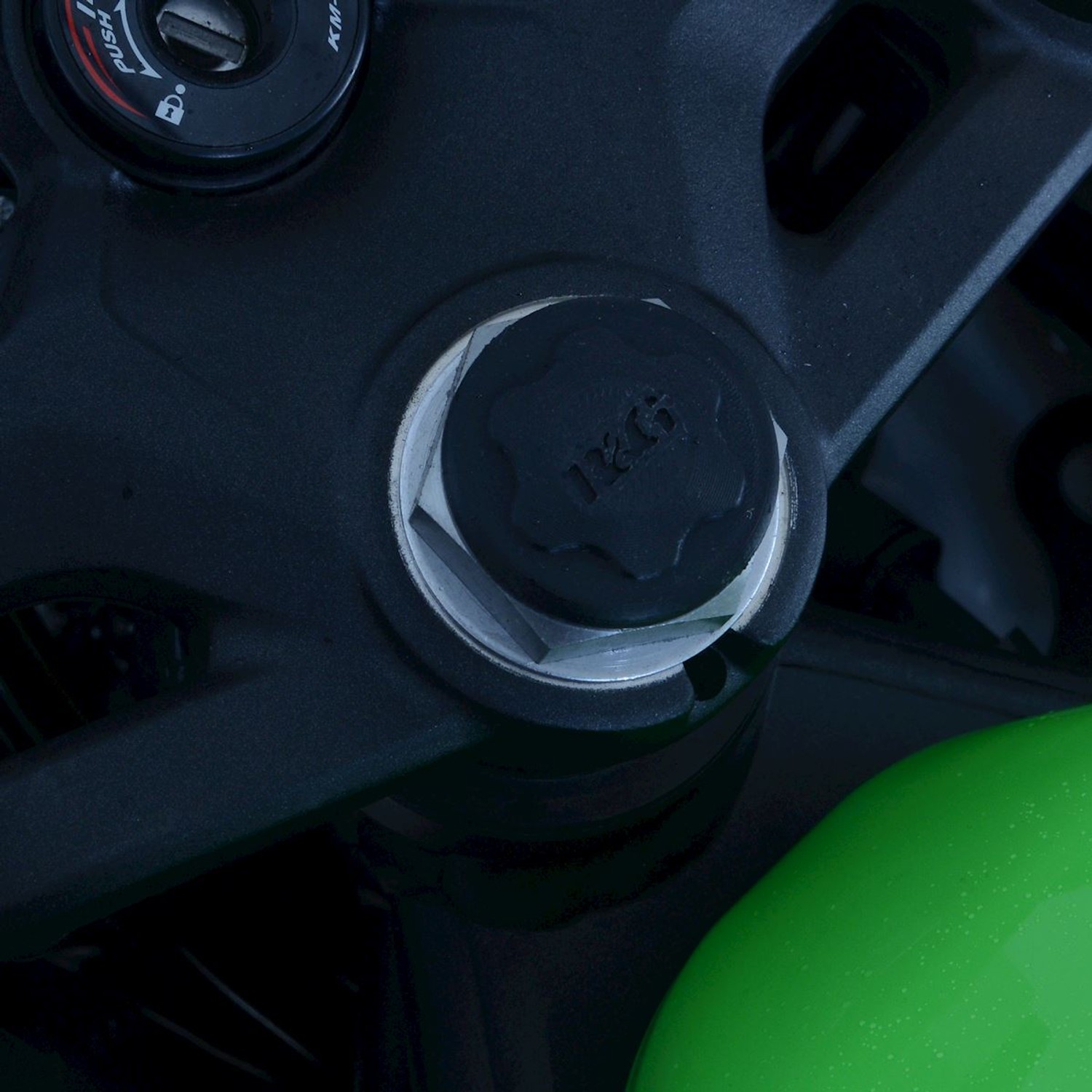 R&G Racing Top Yoke Cap for Kawasaki ZX-25R '20-'22 R&G Racing Top Yoke Cap for Kawasaki ZX-25R '20-'22